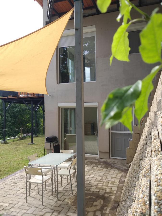 Toelgyerdo Apartman Kismaros Exterior foto